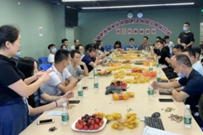富士康科技集团劳动维权维护，企业社会责任，员工照护